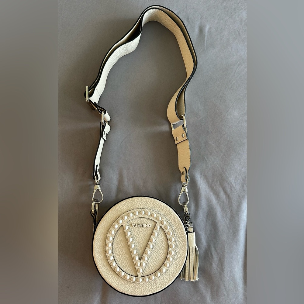 Valentino Mario Valentino Yuki Rock D Studded Leather Circle Crossbody Bag NWOT